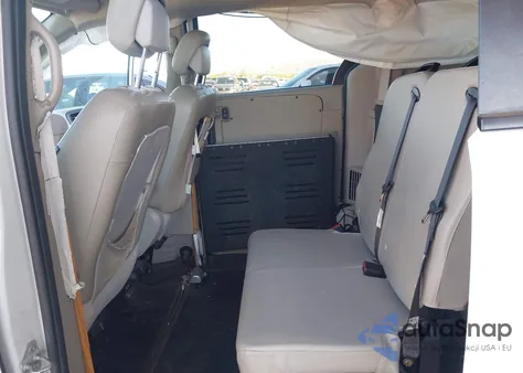 2018 Dodge Grand Caravan Se z USA, uszkodzony, nr VIN 2C7WDGBG9JR231510